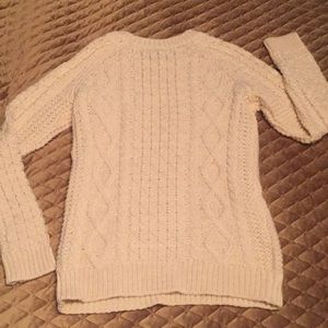 American Eagle Cable knit Sweater